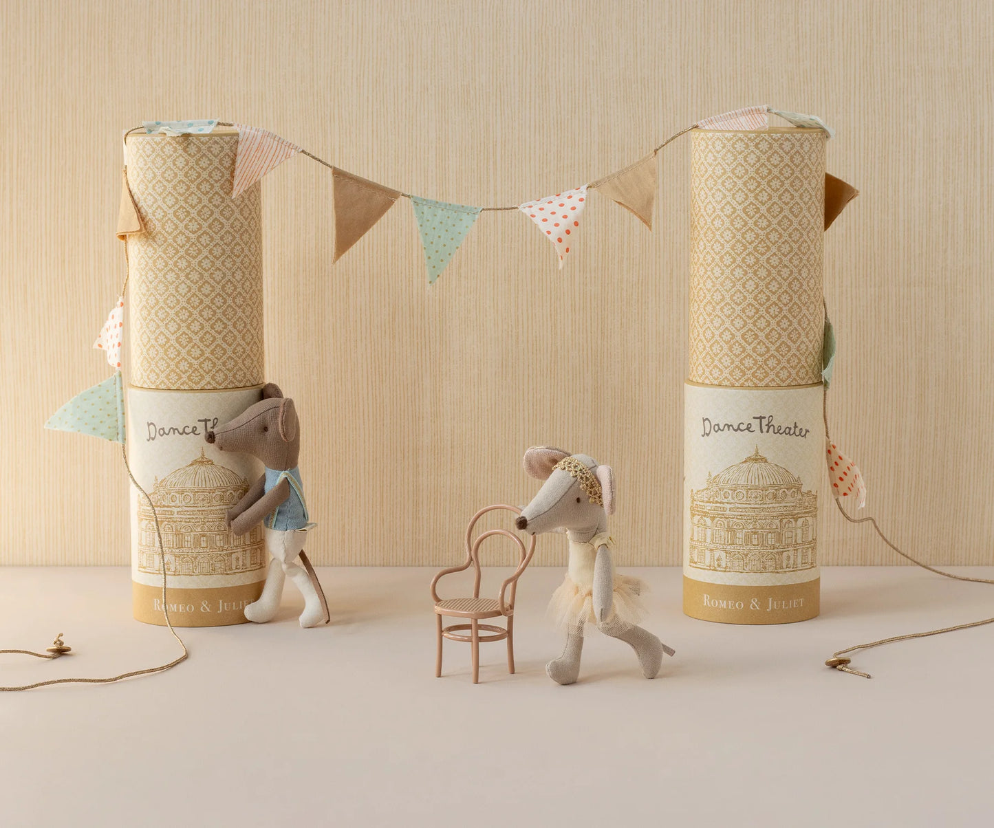 Balletttänzerin Maus, Große Schwester