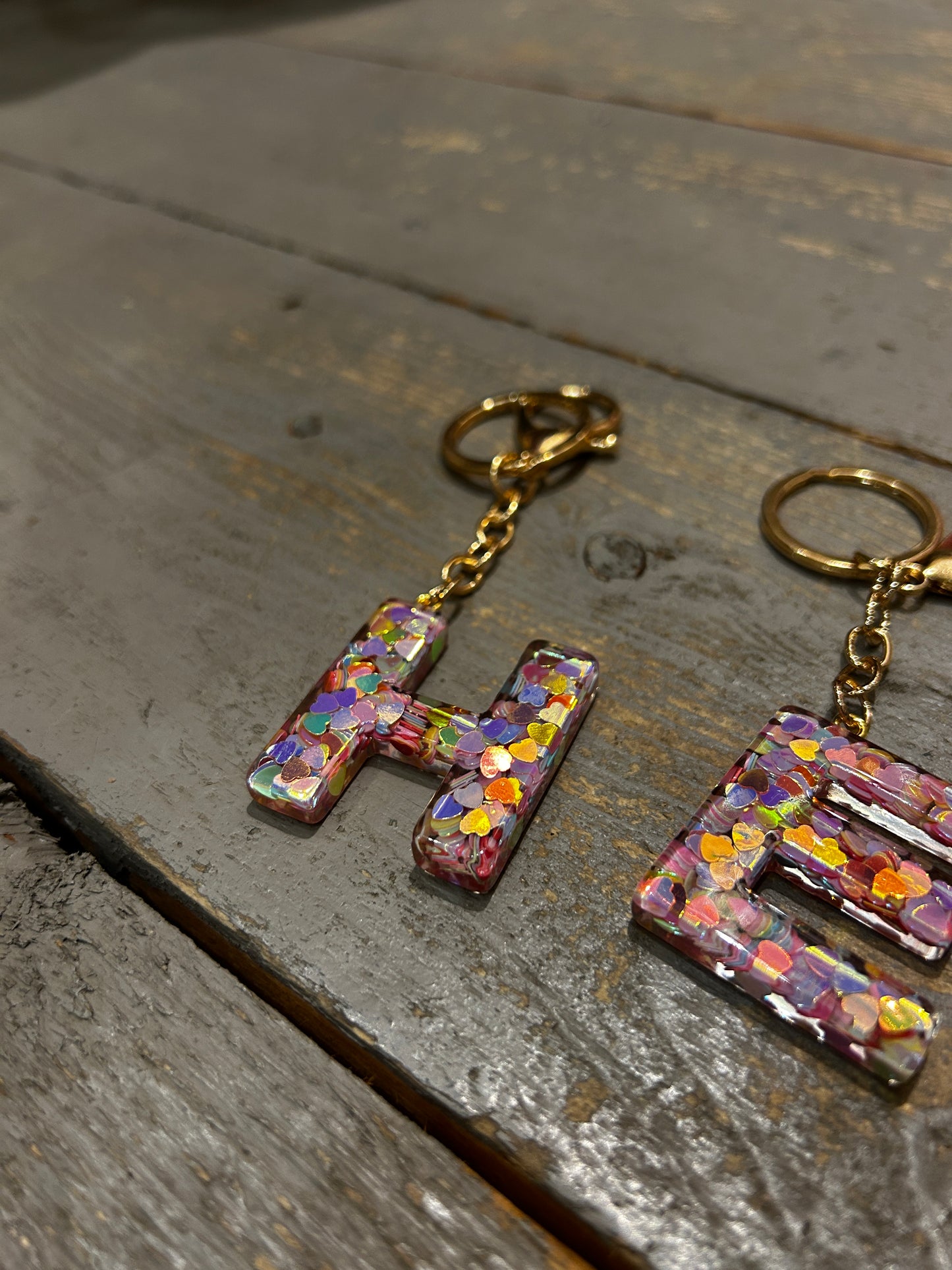 Keychain letters glitter