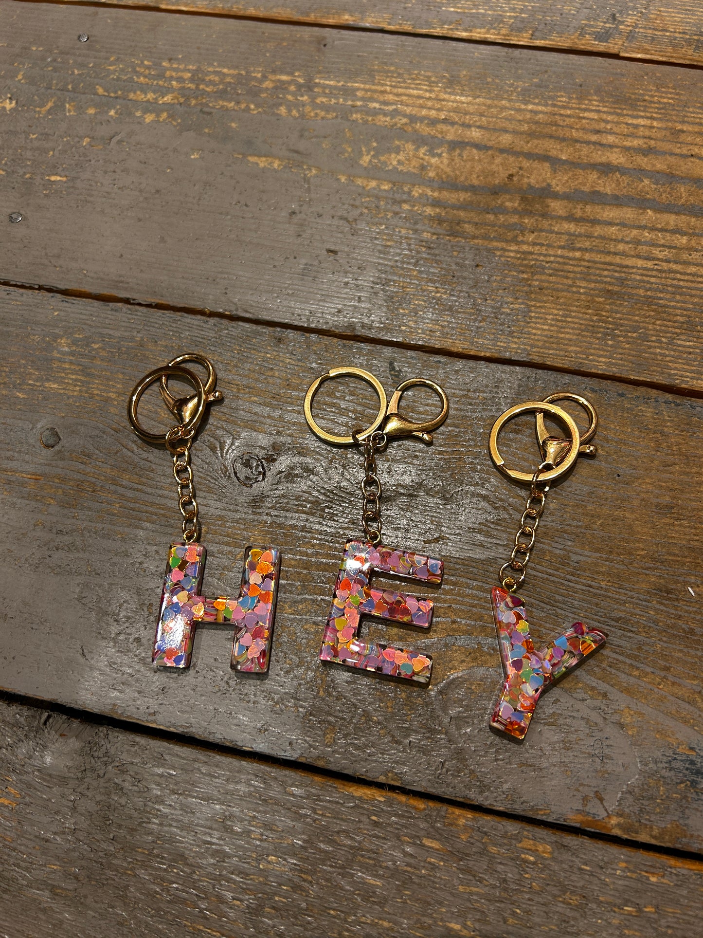 Keychain letters glitter