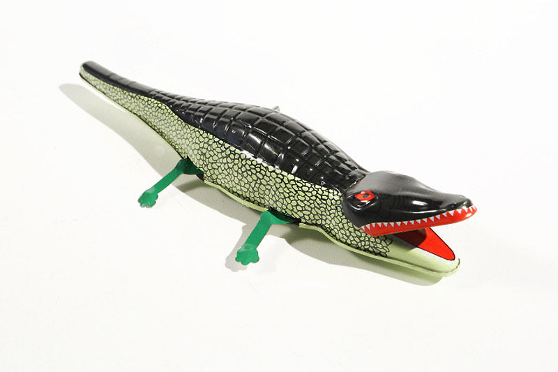 Krokodil aus Blech, grün