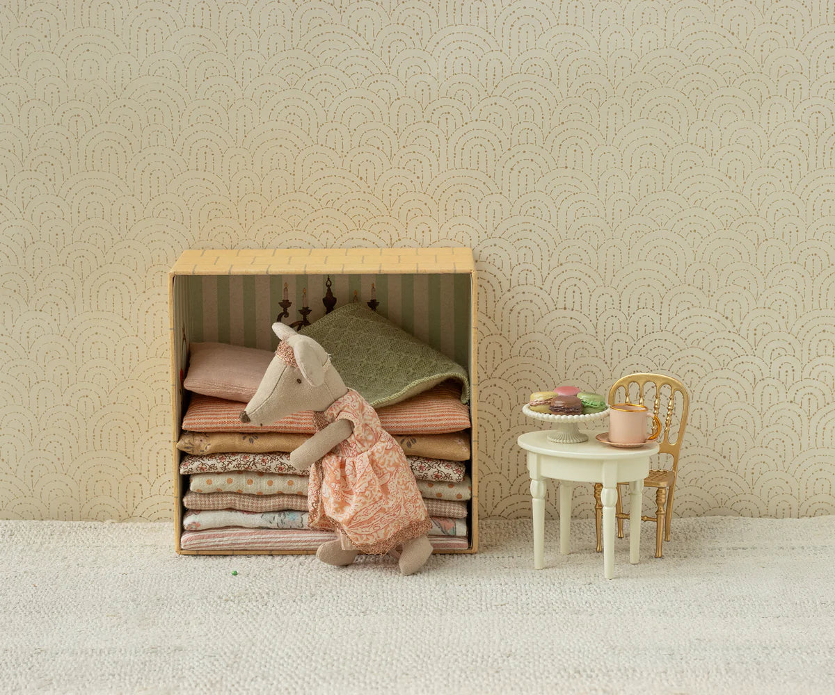 Vintage Beistelltisch, Maus - Creme