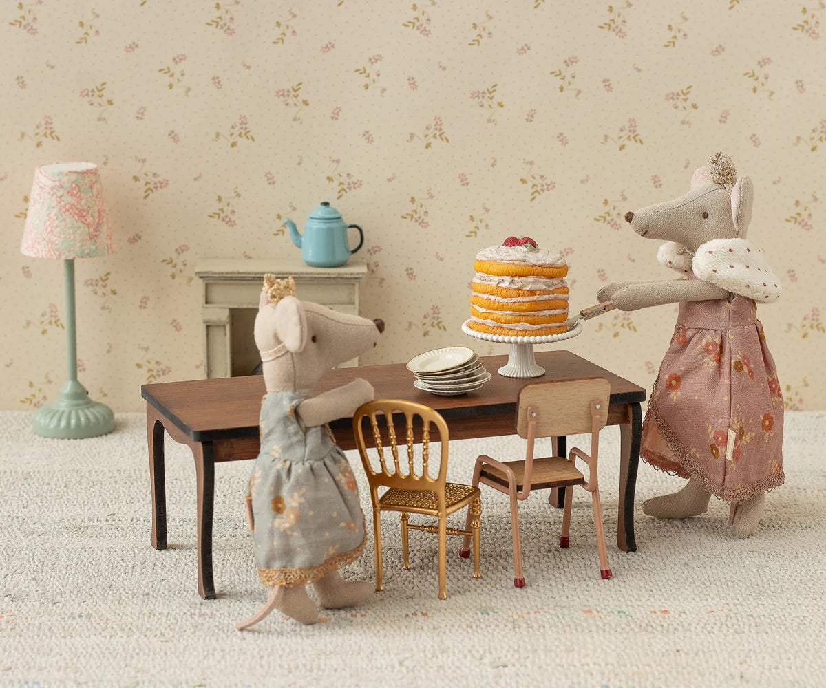 Königin Kleid, Mama Maus