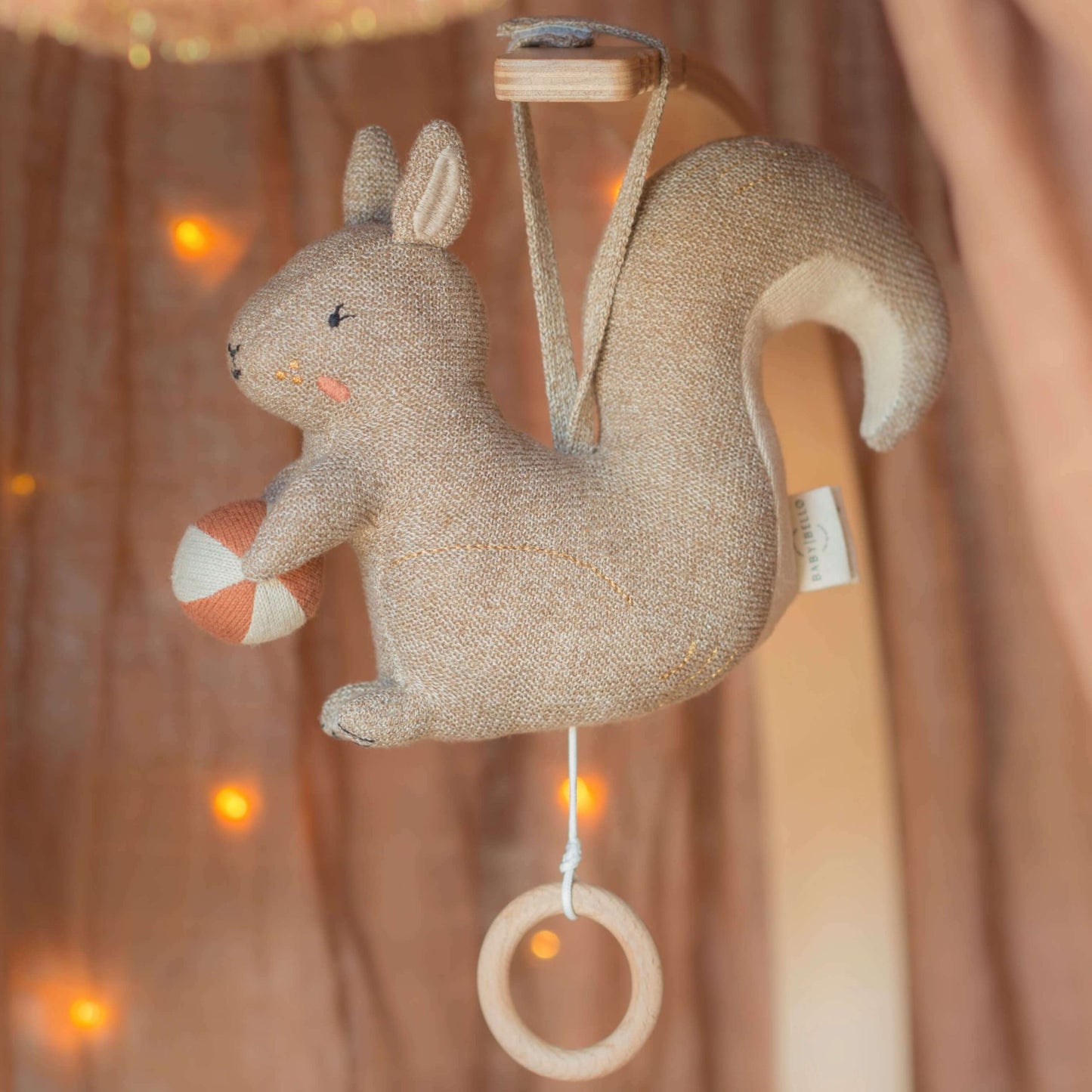 Baby-Musik-Mobil „Scully das Eichhörnchen“